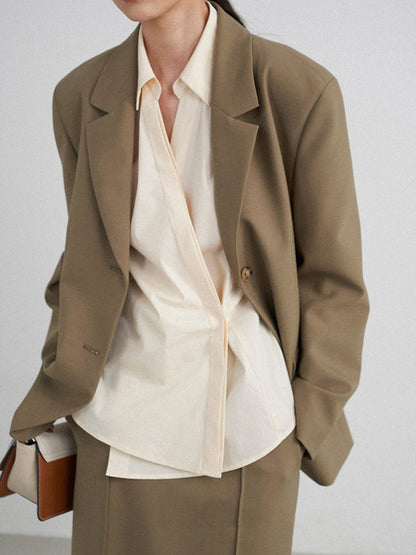 Elegantly Styled Blouse for Everyday Wear