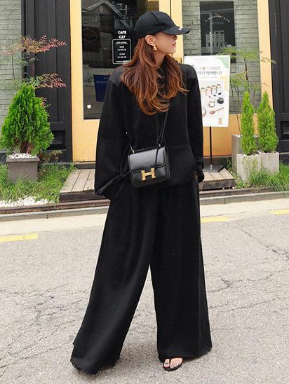 Classic Vintage Pants with a Flattering Fit