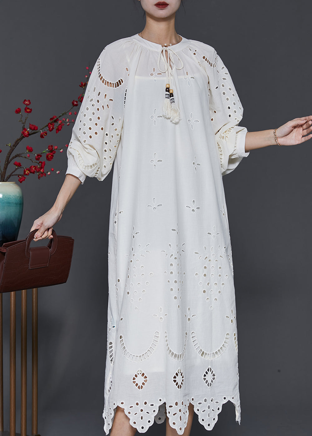 Well Tailored Dress with a Graceful Silhouette