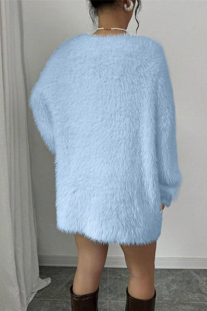 Effortlessly Elegant Sweater with a Timeless Design