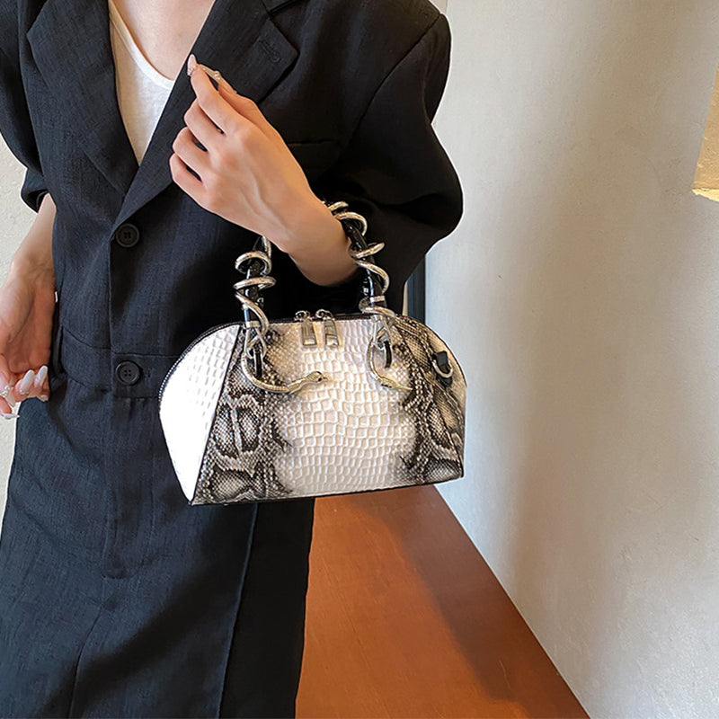 Beautifully Crafted Bag in a Classic Style