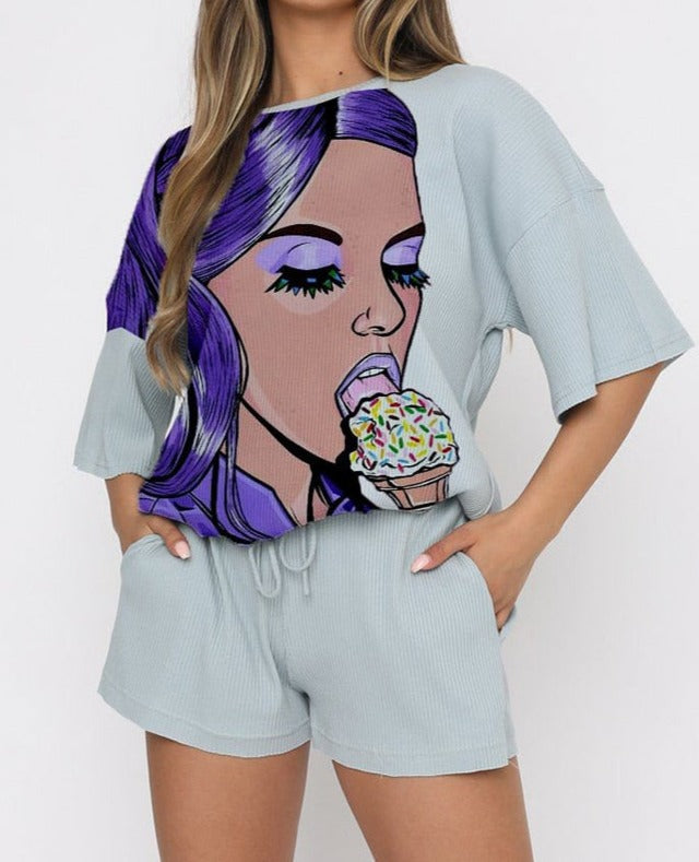 Beautifully Crafted T-Shirt in a Classic Style