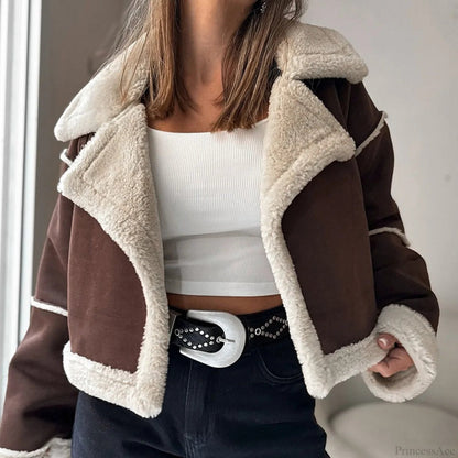 Beautifully Finished Coat in a Timeless Design