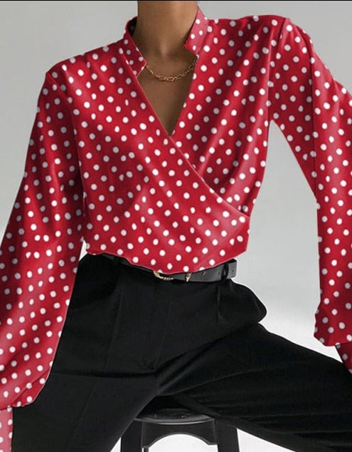 Effortlessly Elegant Shirt with a Timeless Design