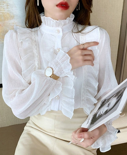 Classic Vintage & Enduringly Stylish Blouse