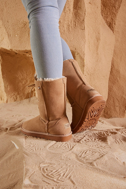 Gracefully Styled Boots for Any Occasion
