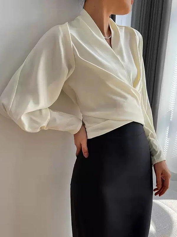 Effortlessly Elegant Blouse with a Timeless Design