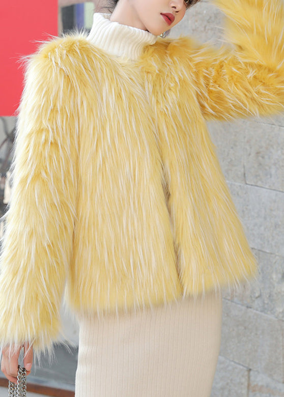 Classic Vintage Coat with a Flattering Fit