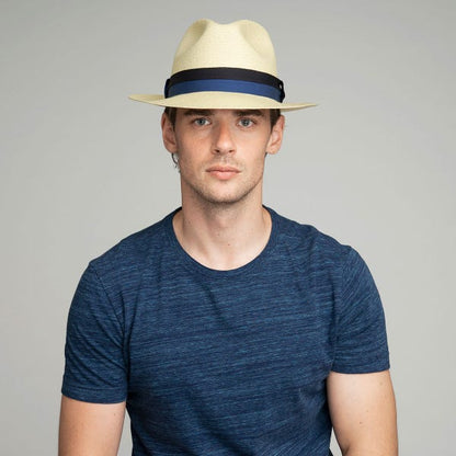 Beautifully Finished Garment in a Timeless Design