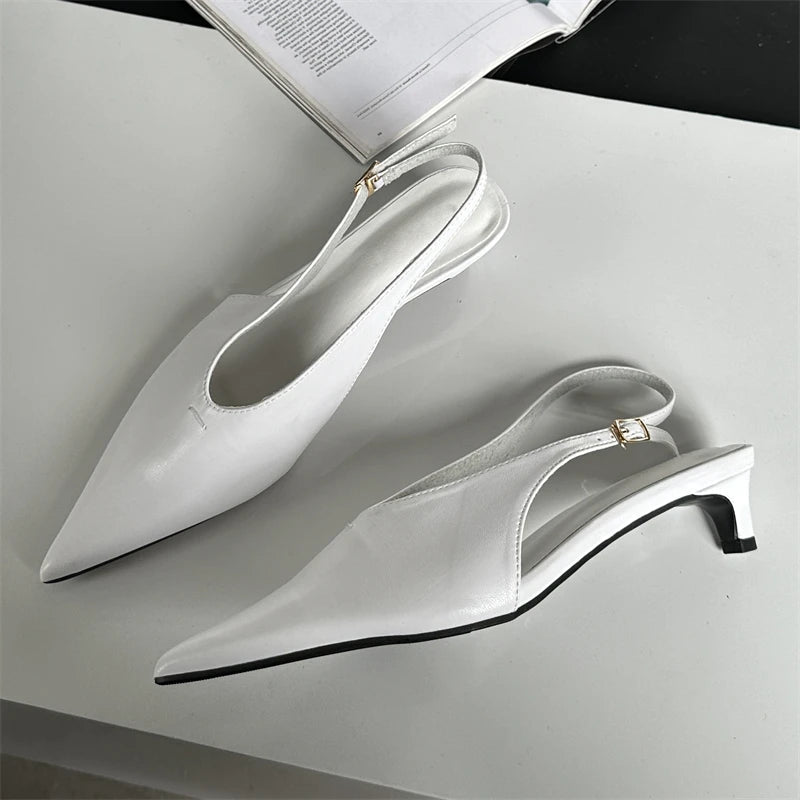 Classic Vintage Heels with a Flattering Fit