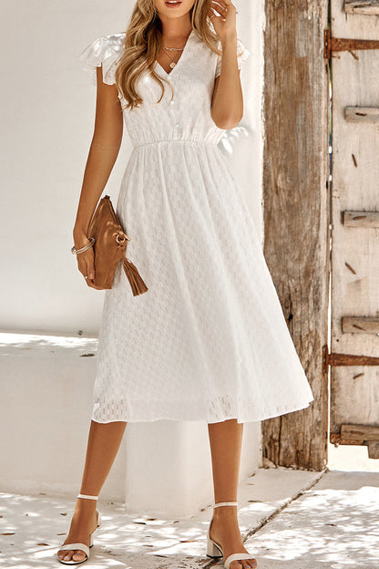 Effortlessly Elegant Dress with a Timeless Design
