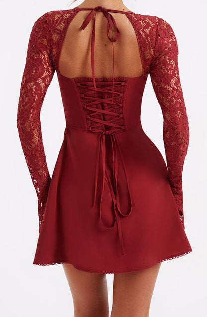Gracefully Styled Dress for Any Occasion
