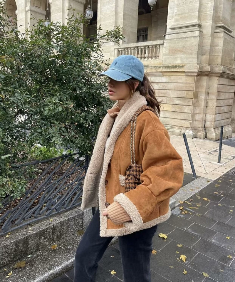 Elegantly Styled Jacket for Everyday Wear