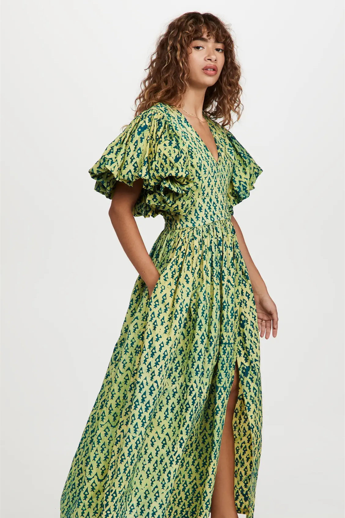 Classic Vintage & Enduringly Stylish Dress