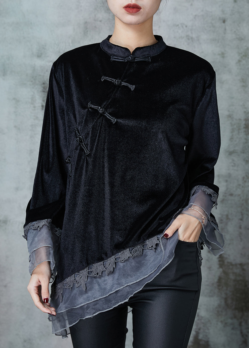 Beautifully Finished Shirt in a Timeless Design