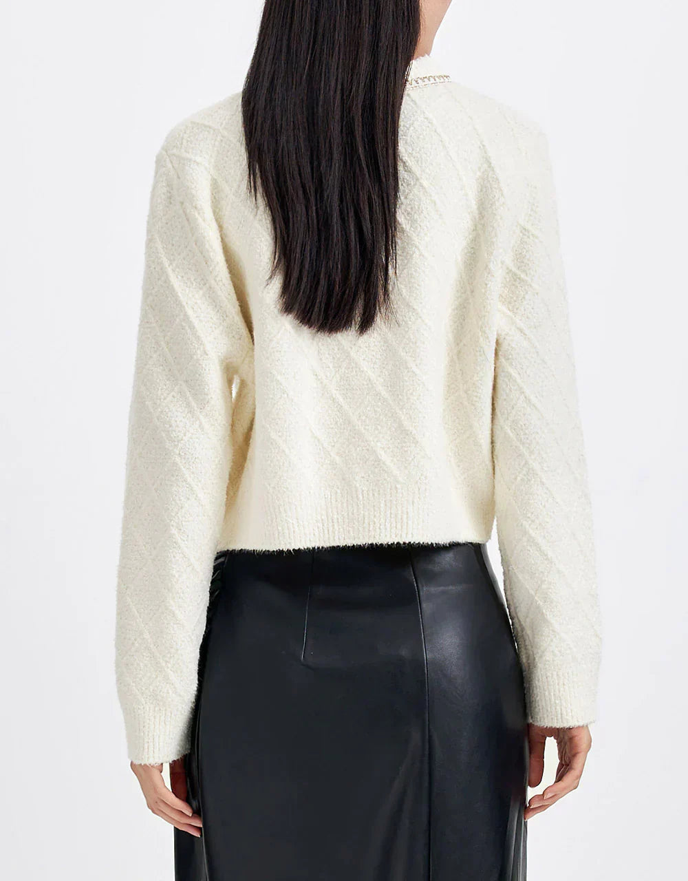 Elegantly Styled Cardigan for Everyday Wear