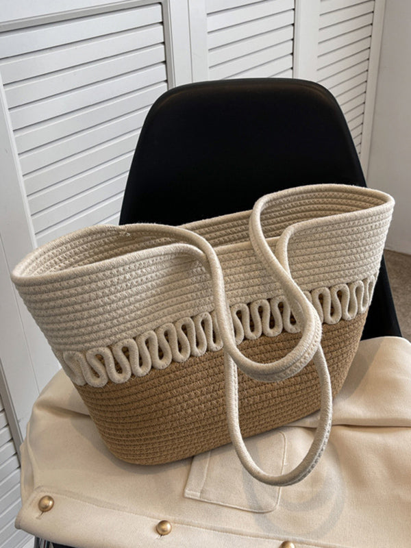 Effortlessly Elegant Bag with a Timeless Design