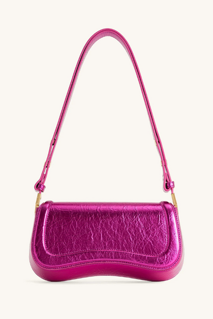 Effortlessly Elegant Garment with a Timeless Design