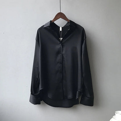 Elegantly Styled Blouse for Everyday Wear