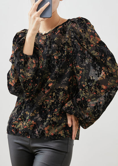 Classic Vintage Top with a Flattering Fit