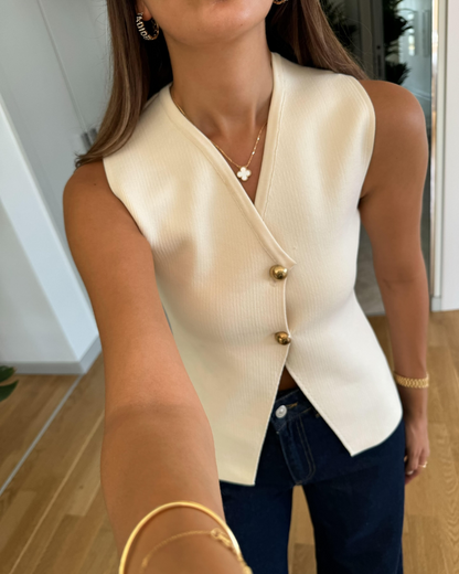 Classic Vintage & Enduringly Stylish Coat