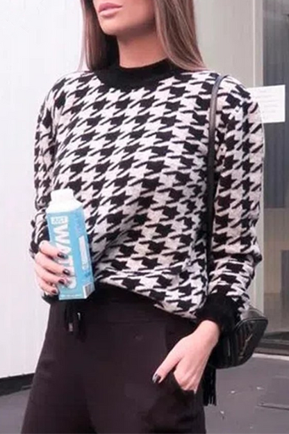 Beautifully Finished Sweater in a Timeless Design