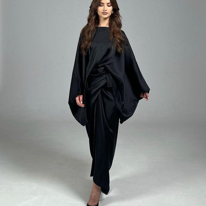 Effortlessly Elegant Garment with a Timeless Design