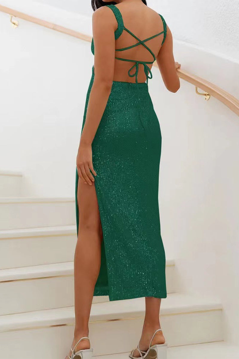 Gracefully Styled Dress for Any Occasion