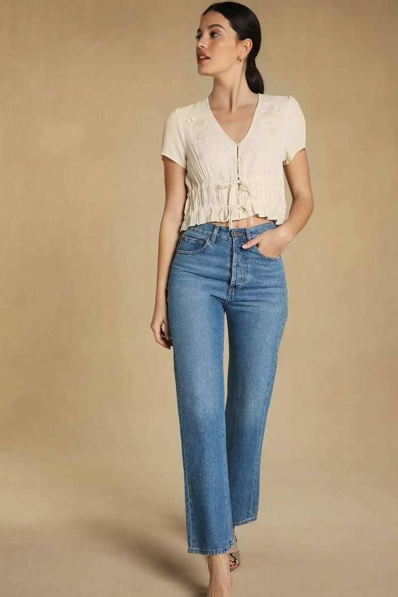 Polished Blouse with an Effortless Classic Look