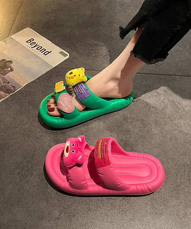 Classic Vintage Sandals with a Flattering Fit
