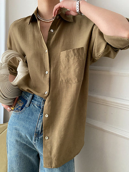 Classic Vintage Blouse with a Flattering Fit