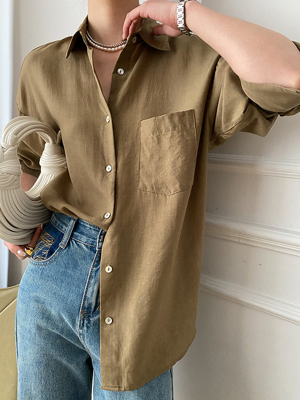 Classic Vintage Blouse with a Flattering Fit
