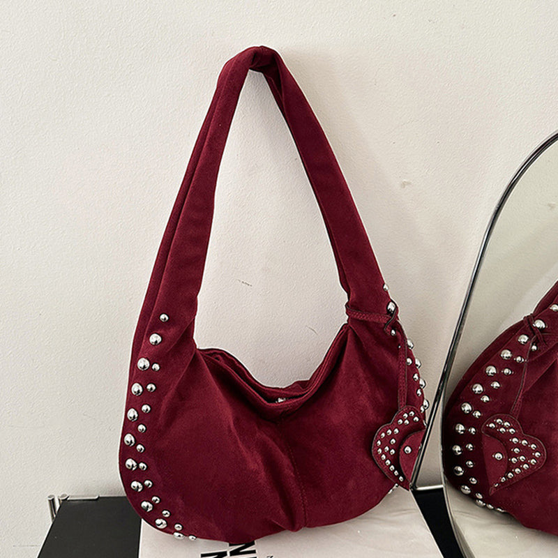 A Vintage Style Bag with Delicate Timeless Details