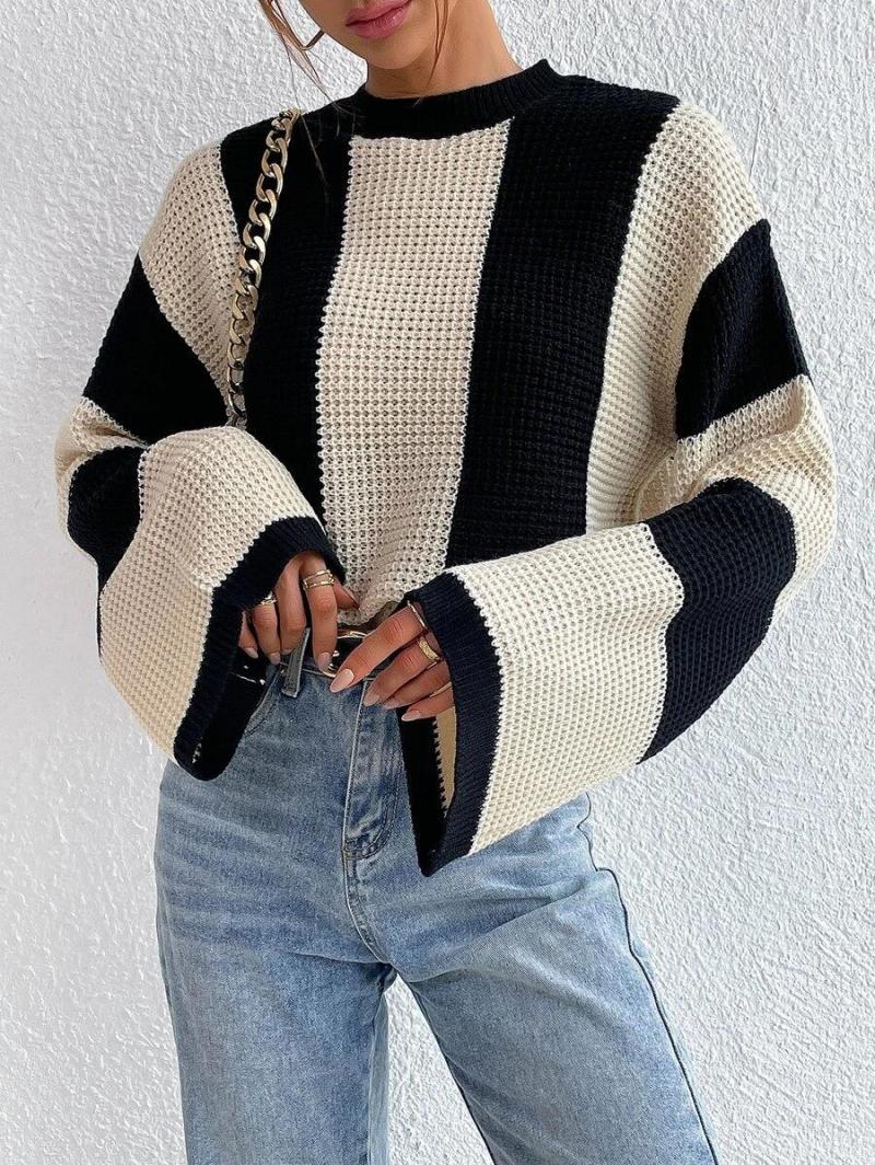 Elegantly Styled Sweater for Everyday Wear