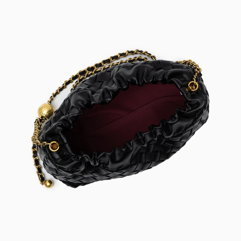 Polished Bag with an Effortless Classic Look