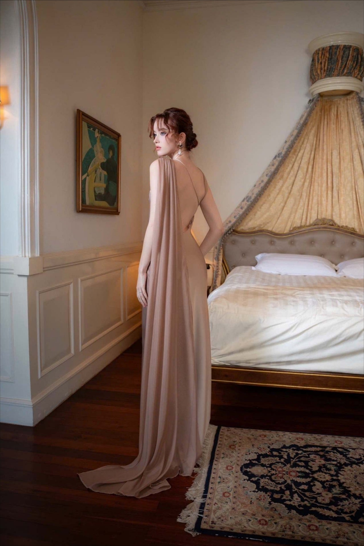 Sophisticated Dress with a Clean Classic Look