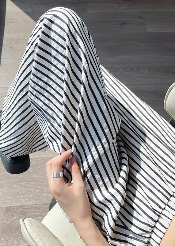 Elegantly Styled Pants for Everyday Wear
