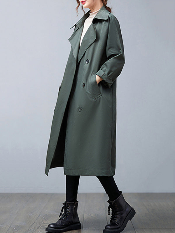 Well Tailored Coat with a Graceful Silhouette