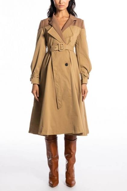 A Vintage Style Coat with Delicate Timeless Details