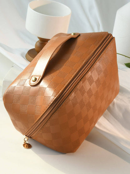 Classic Vintage Bag with a Flattering Fit