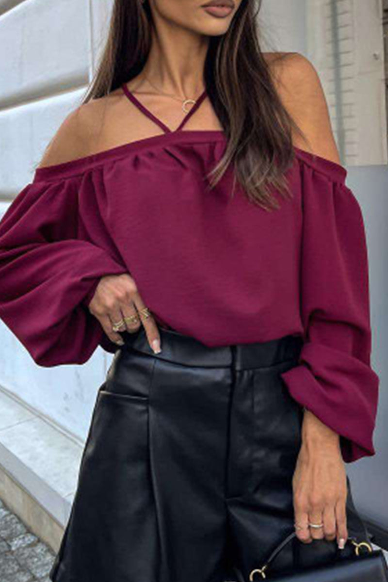 Classic Vintage Blouse with a Flattering Fit