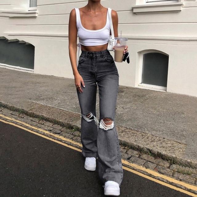 Well Tailored Pants with a Graceful Silhouette
