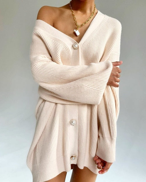 Elegantly Styled Cardigan for Everyday Wear