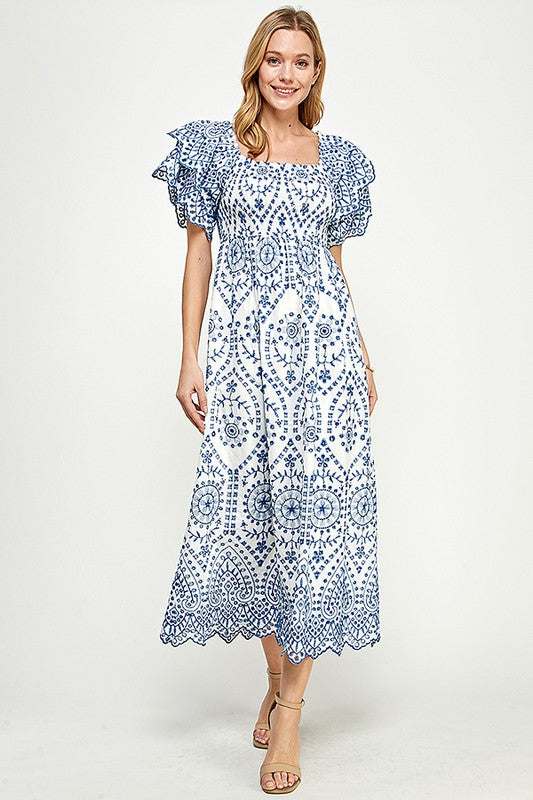 Gracefully Styled Dress for Any Occasion