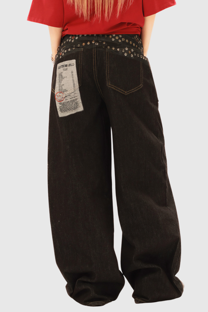 Beautifully Finished Garment in a Timeless Design