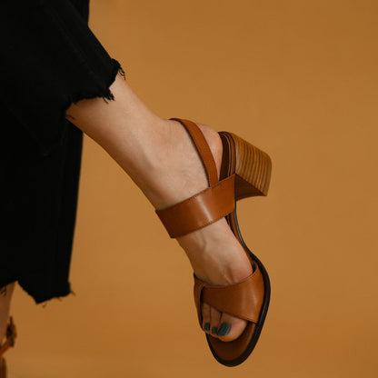 Effortlessly Elegant Garment with a Timeless Design