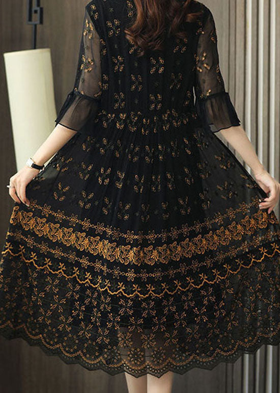 Beautifully Crafted Dress in a Classic Style