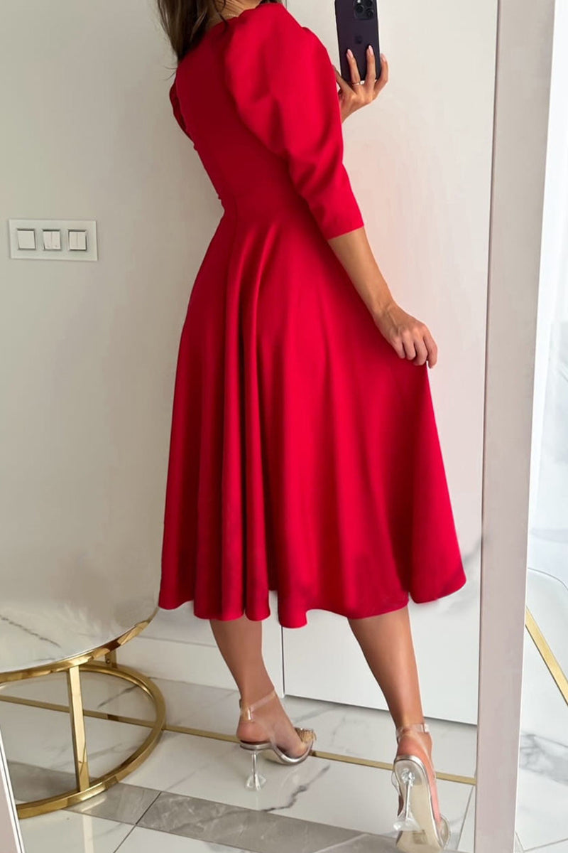 Gracefully Styled Dress for Any Occasion