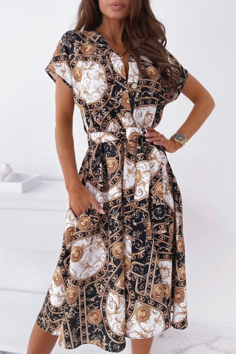 Sophisticated Dress with a Clean Classic Look