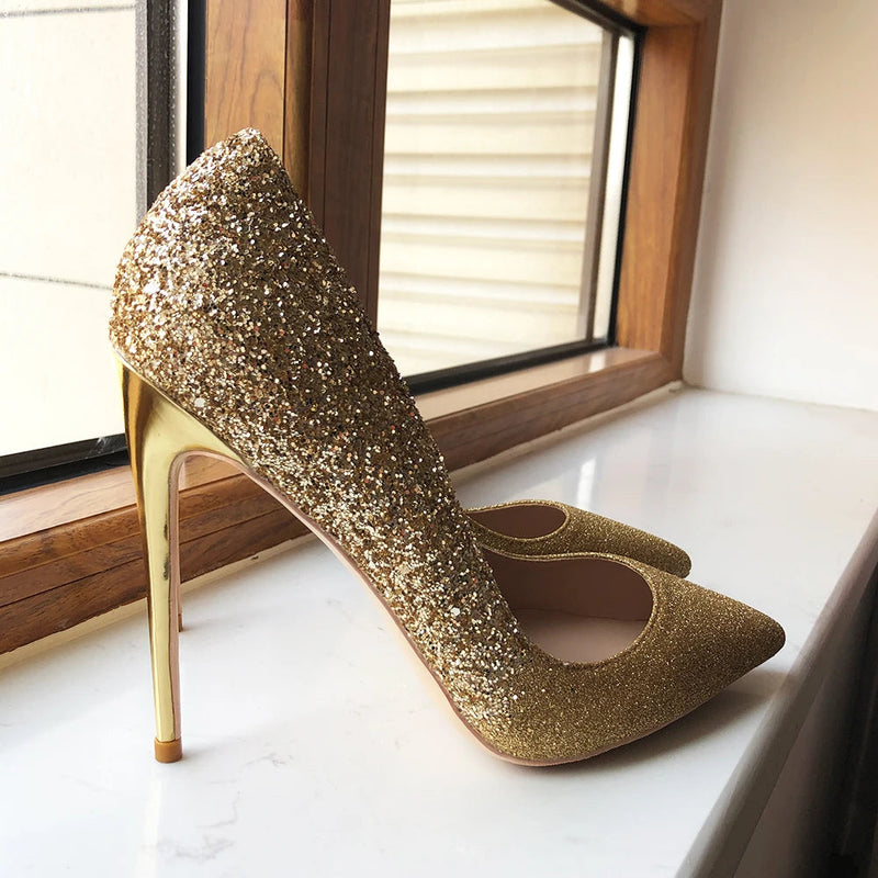 Classic Vintage Shoes with a Flattering Fit